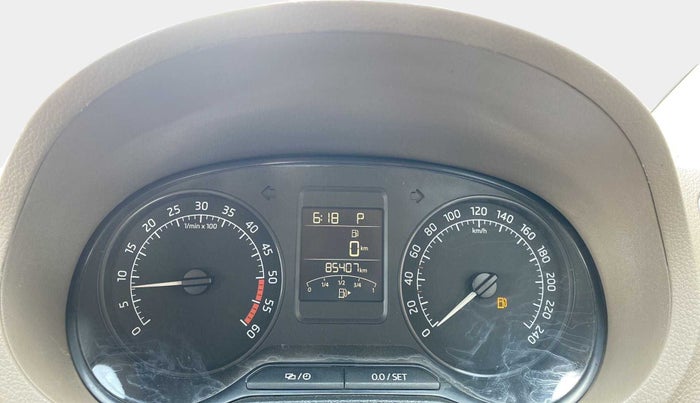 2016 Skoda Rapid AMBITION 1.5 TDI AT, Diesel, Automatic, 85,484 km, Odometer Image