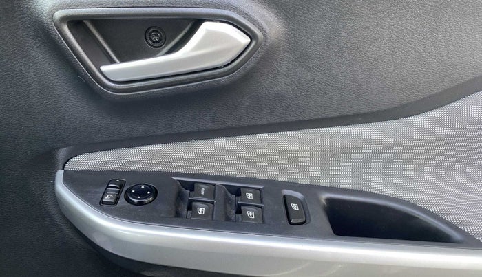 2021 Nissan MAGNITE XL TURBO, Petrol, Manual, 7,166 km, Driver Side Door Panels Control