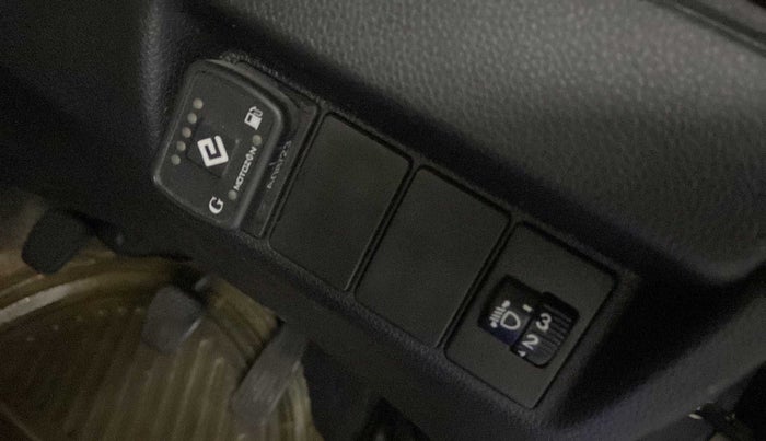 2019 Honda Jazz 1.2L I-VTEC V, CNG, Manual, 67,198 km, Dashboard - Headlight height adjustment not working