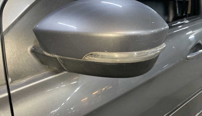 2018 Tata Tiago XZ PETROL, Petrol, Manual, 94,181 km, Left rear-view mirror - Folding motor not working