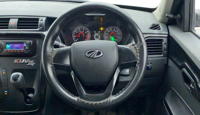 2017 Mahindra KUV 100 NXT K2 P 6 STR, Petrol, Manual, 92,064 km, Steering Wheel Close Up