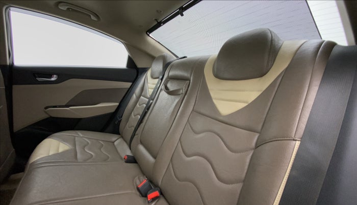 2019 Hyundai Verna 1.6 SX+ VTVT AT, Petrol, Automatic, 27,164 km, Right Side Rear Door Cabin
