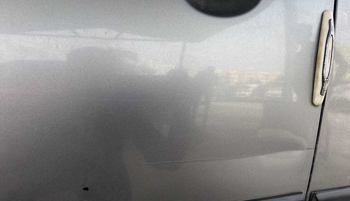 2013 Maruti Swift VDI, Diesel, Manual, 89,839 km, Front passenger door - Slightly dented