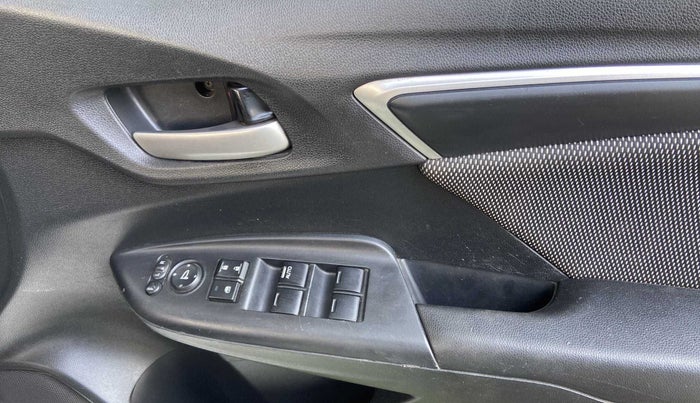 2018 Honda WR-V 1.5L I-DTEC VX MT, Diesel, Manual, 89,106 km, Driver Side Door Panels Control