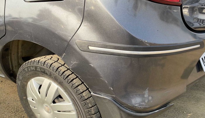 2015 Maruti Alto 800 VXI, Petrol, Manual, 82,721 km, Rear bumper - Minor scratches