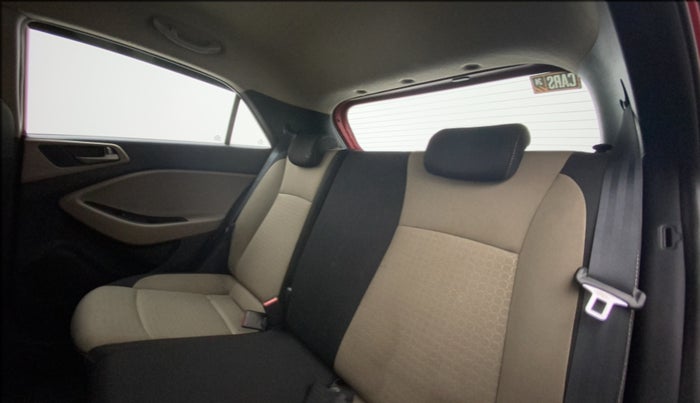 2015 Hyundai Elite i20 ASTA 1.2, Petrol, Manual, 65,903 km, Right Side Rear Door Cabin