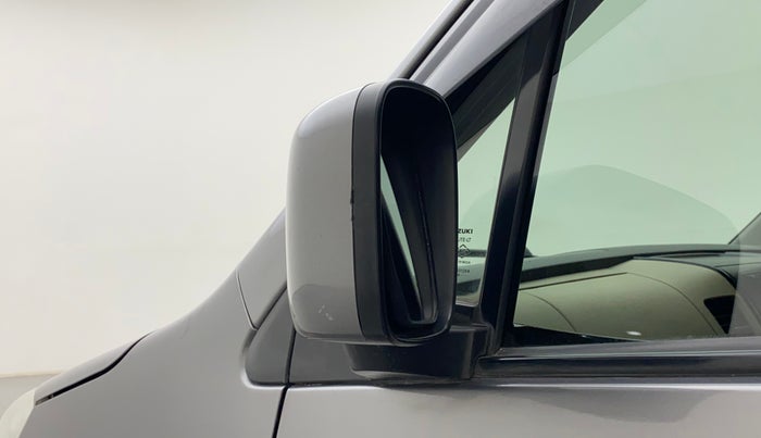 2017 Maruti Wagon R 1.0 VXI AMT, Petrol, Automatic, 36,404 km, Left rear-view mirror - Mirror motor not working