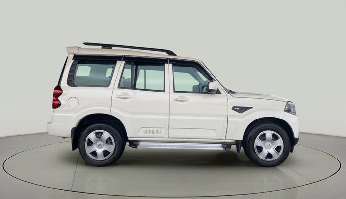 2020 Mahindra Scorpio S5, Diesel, Manual, 63,390 km, Right Side View