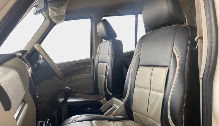 2020 Mahindra Scorpio S5, Diesel, Manual, 63,390 km, Right Side Front Door Cabin