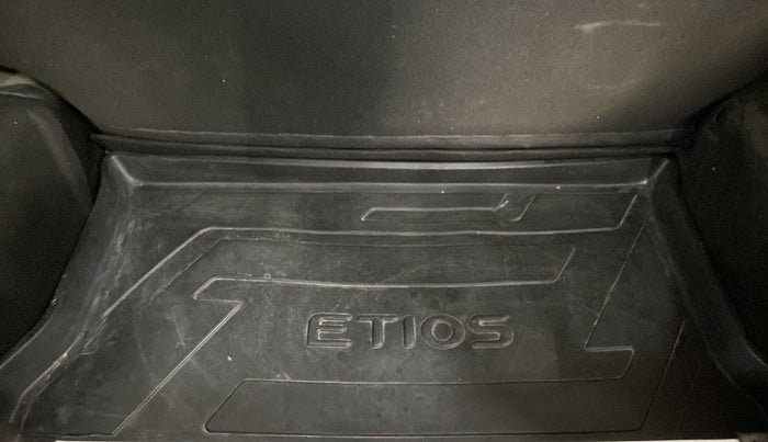 2011 Toyota Etios Liva G, Petrol, Manual, 33,233 km, Boot Inside