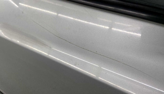 2017 Hyundai Grand i10 MAGNA 1.2 KAPPA VTVT, Petrol, Manual, 38,087 km, Right rear door - Minor scratches