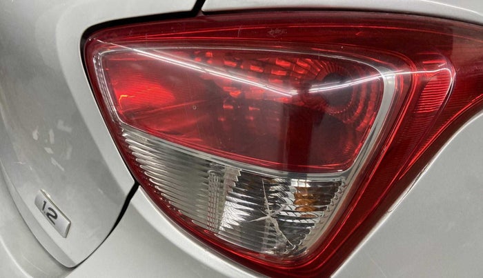 2017 Hyundai Grand i10 MAGNA 1.2 KAPPA VTVT, Petrol, Manual, 38,087 km, Right tail light - Minor damage