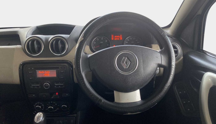 2014 Renault Duster RXL PETROL, Petrol, Manual, 29,383 km, Steering Wheel Close Up