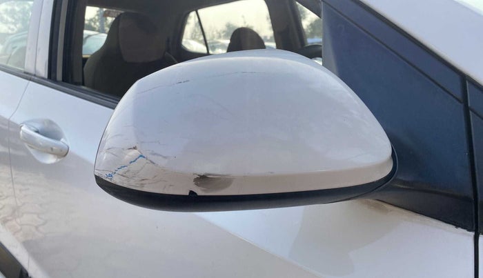 2015 Hyundai Grand i10 MAGNA 1.2 KAPPA VTVT, Petrol, Manual, 22,166 km, Right rear-view mirror - Cover has minor damage