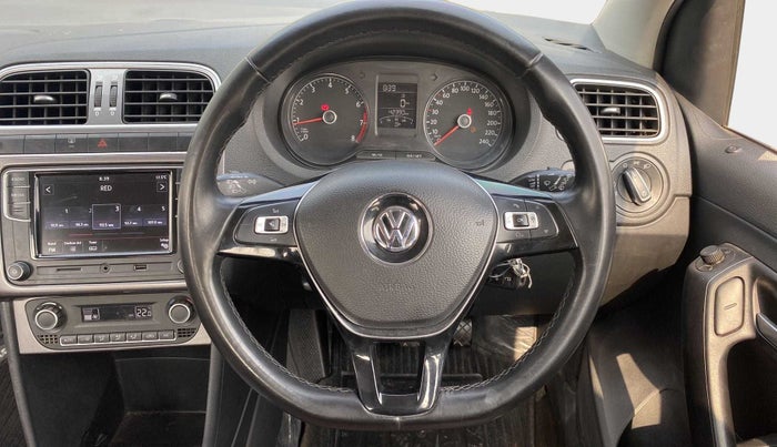 2019 Volkswagen Polo HIGHLINE PLUS 1.0, Petrol, Manual, 42,490 km, Steering Wheel Close Up