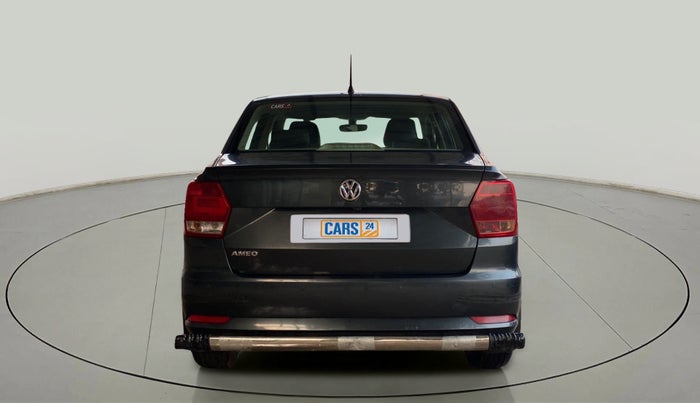 2017 Volkswagen Ameo HIGHLINE1.2L PLUS 16 ALLOY, Petrol, Manual, 35,367 km, Back/Rear
