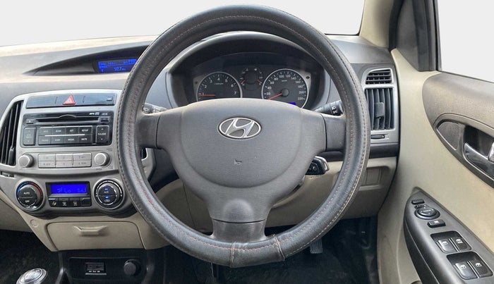 2014 Hyundai i20 MAGNA (O) 1.2, Petrol, Manual, 35,153 km, Steering Wheel Close Up