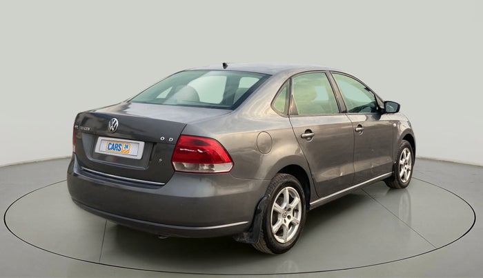2013 Volkswagen Vento HIGHLINE DIESEL 1.6, Diesel, Manual, 98,204 km, Right Back Diagonal