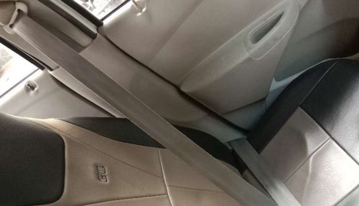 2014 Datsun Go T, Petrol, Manual, 56,901 km, Front left seat (passenger seat) - Retractor not working