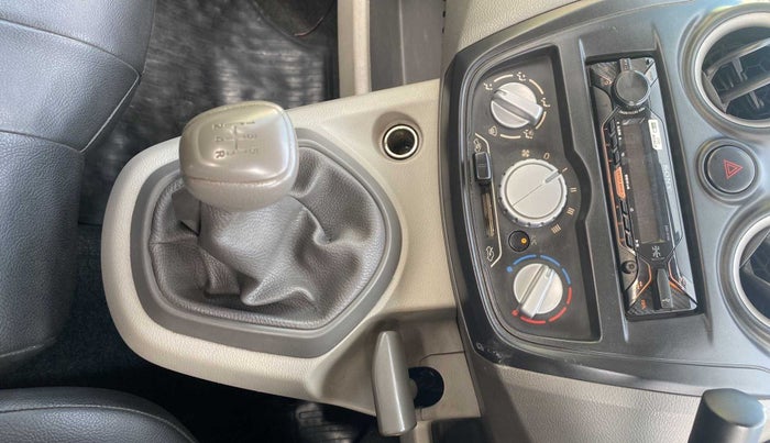 2014 Datsun Go T, Petrol, Manual, 56,901 km, Gear Lever