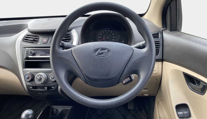 2014 Hyundai Eon ERA +, Petrol, Manual, 22,622 km, Steering Wheel Close Up