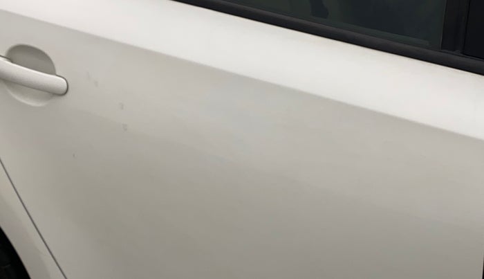 2014 Volkswagen Jetta COMFORTLINE TSI, Petrol, Manual, 1,13,604 km, Right rear door - Minor scratches