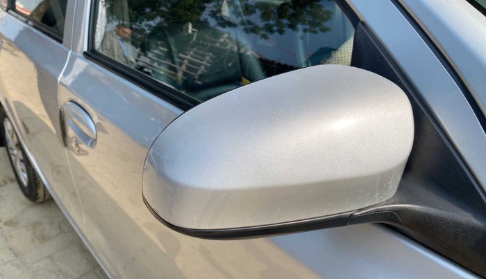 2015 Toyota Etios G, Petrol, Manual, 36,842 km, Right rear-view mirror - ORVM knob broken and not working