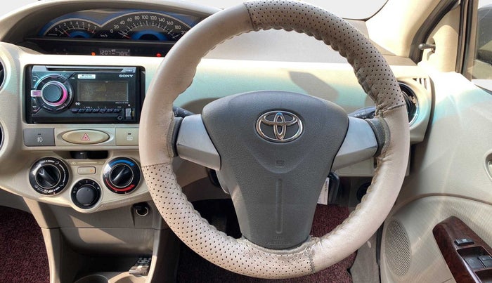 2015 Toyota Etios G, Petrol, Manual, 36,842 km, Steering Wheel Close Up