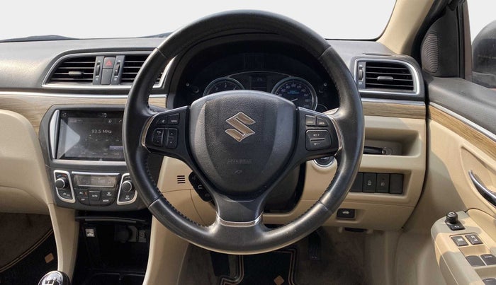 2018 Maruti Ciaz ALPHA DIESEL 1.3, Diesel, Manual, 58,528 km, Steering Wheel Close Up