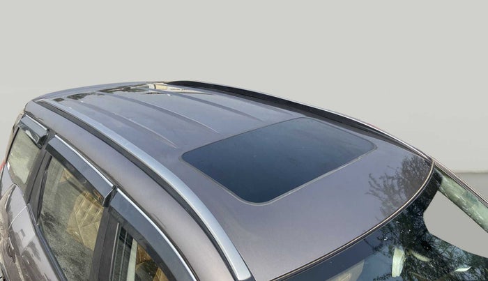 2019 Mahindra XUV500 W9, Diesel, Manual, 31,128 km, Roof