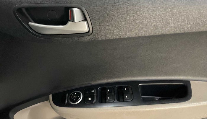 2014 Hyundai Xcent S 1.2, Petrol, Manual, 81,696 km, Driver Side Door Panels Control