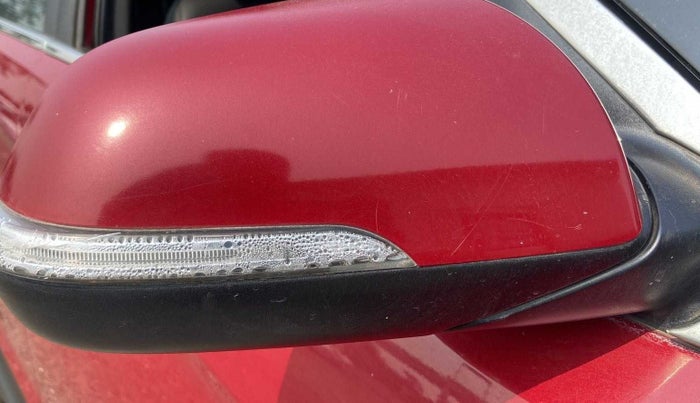 2015 Hyundai Creta SX (O) 1.6 DIESEL, Diesel, Manual, 1,15,448 km, Right rear-view mirror - Indicator light has minor damage