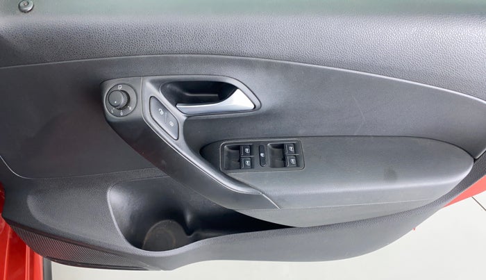 2020 Volkswagen Polo HIGHLINE PLUS 1.0 TSI MT, Petrol, Manual, 33,987 km, Driver Side Door Panels Control