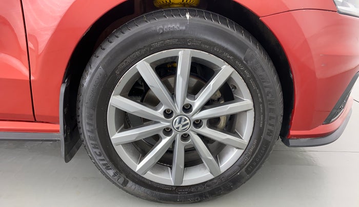 2020 Volkswagen Polo HIGHLINE PLUS 1.0 TSI MT, Petrol, Manual, 33,987 km, Right Front Wheel
