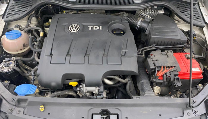 2016 Volkswagen Ameo HIGHLINE1.5L, Diesel, Manual, 1,07,223 km, Open Bonet