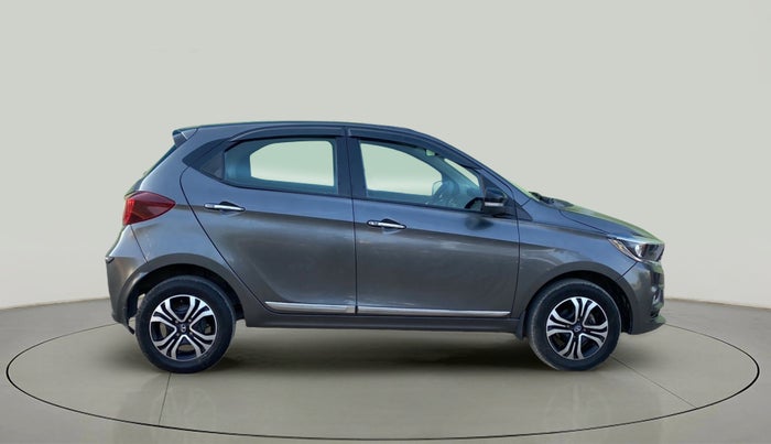 2022 Tata Tiago XZ PLUS CNG, CNG, Manual, 20,500 km, Right Side