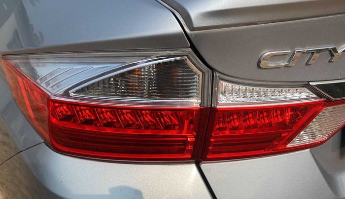 2019 Honda City 1.5L I-VTEC ZX, Petrol, Manual, 20,701 km, Left tail light - Minor scratches