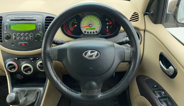 2010 Hyundai i10 SPORTZ 1.2 KAPPA2, Petrol, Manual, 40,937 km, Steering Wheel Close Up