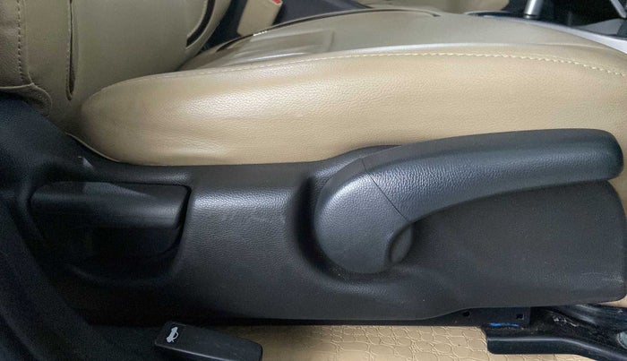 2018 Honda City 1.5L I-VTE V CVT, Petrol, Automatic, 61,174 km, Driver Side Adjustment Panel