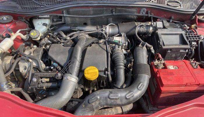 2018 Renault Duster 110 PS RXZ 4X4 MT DIESEL, Diesel, Manual, 72,363 km, Open Bonet