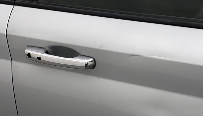2019 Hyundai VENUE SX PLUS 1.0 TURBO DCT, Petrol, Automatic, 55,072 km, Driver-side door - Slightly dented