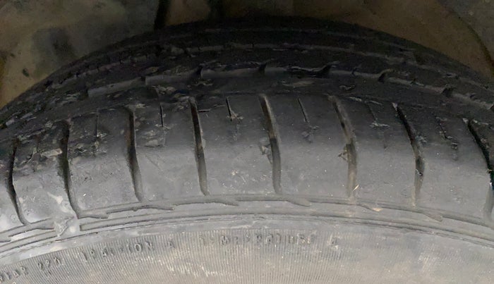 2019 MG HECTOR SHARP 2.0 DIESEL, Diesel, Manual, 31,906 km, Left Front Tyre Tread