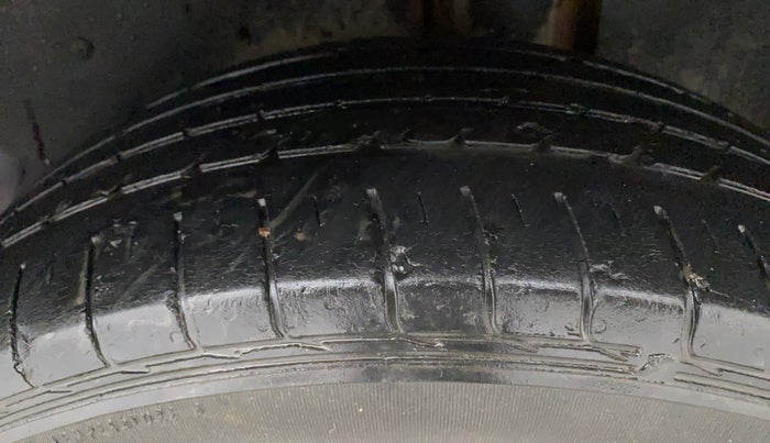 2019 MG HECTOR SHARP 2.0 DIESEL, Diesel, Manual, 31,906 km, Left Rear Tyre Tread