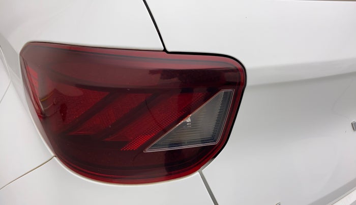 2020 Hyundai VENUE SX 1.0 TURBO IMT, Petrol, Manual, 70,644 km, Left tail light - Minor damage
