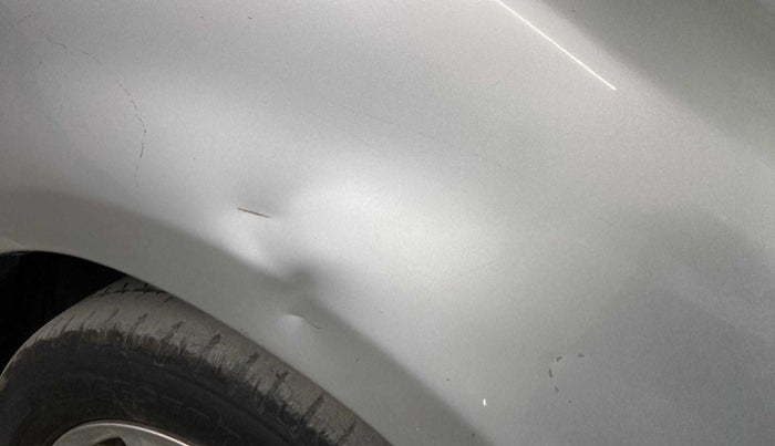 2016 Toyota Etios VX, Petrol, Manual, 63,228 km, Left fender - Minor scratches