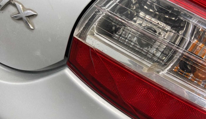 2016 Toyota Etios VX, Petrol, Manual, 63,228 km, Right tail light - Minor damage