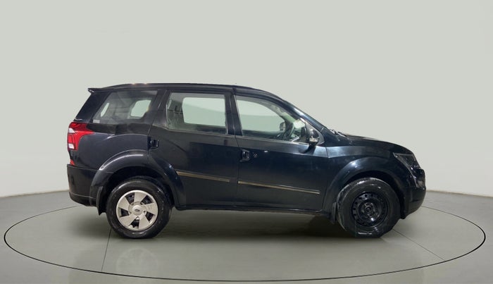 2019 Mahindra XUV500 W5, Diesel, Manual, 67,598 km, Right Side View