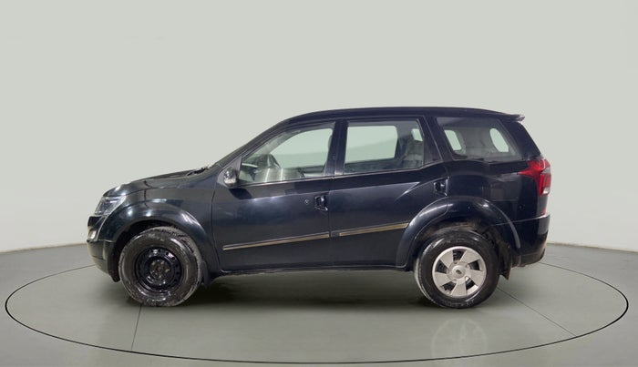 2019 Mahindra XUV500 W5, Diesel, Manual, 67,598 km, Left Side
