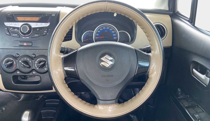 2017 Maruti Wagon R 1.0 VXI (O) AMT, Petrol, Automatic, 19,331 km, Steering Wheel Close Up