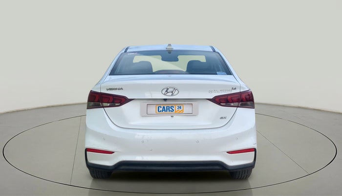 2018 Hyundai Verna 1.6 VTVT SX O, Petrol, Manual, 67,363 km, Back/Rear